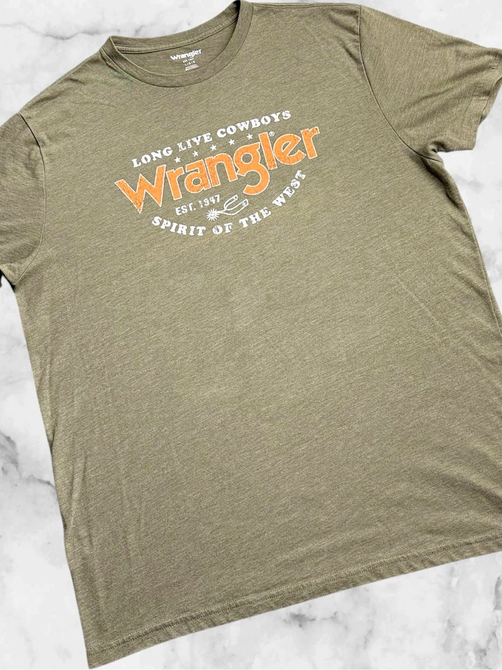 Wrangler Men’s Long Live Cowboys Spirit of the West Graphic T-Shirt Olive Large
